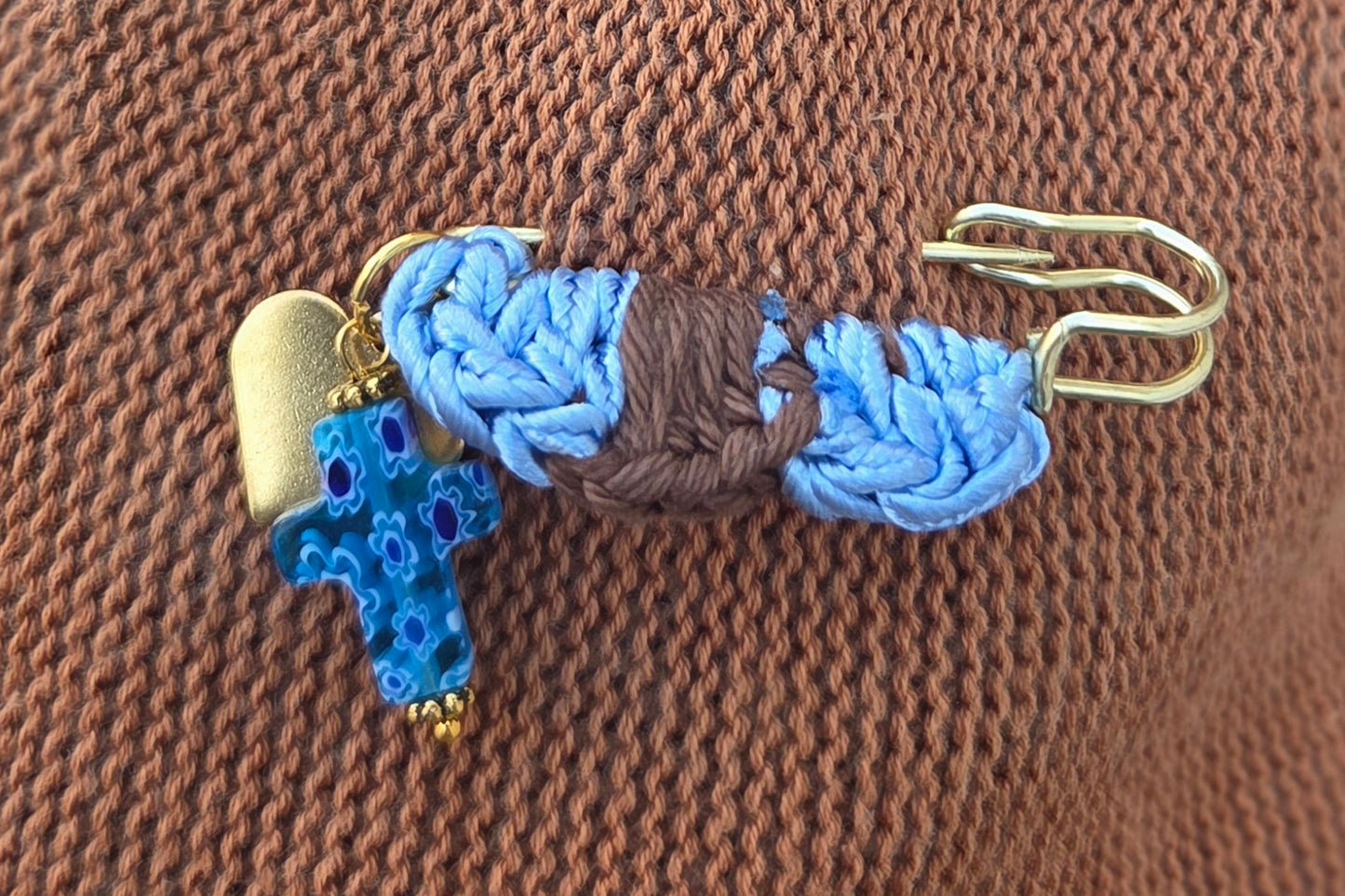 Broche CieloTierra CruzAmor